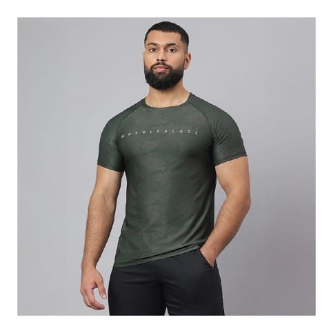 2 - MuscleBlaze Camo Dry-Fit Active Tee Half Sleeve,  Olive  Small 
