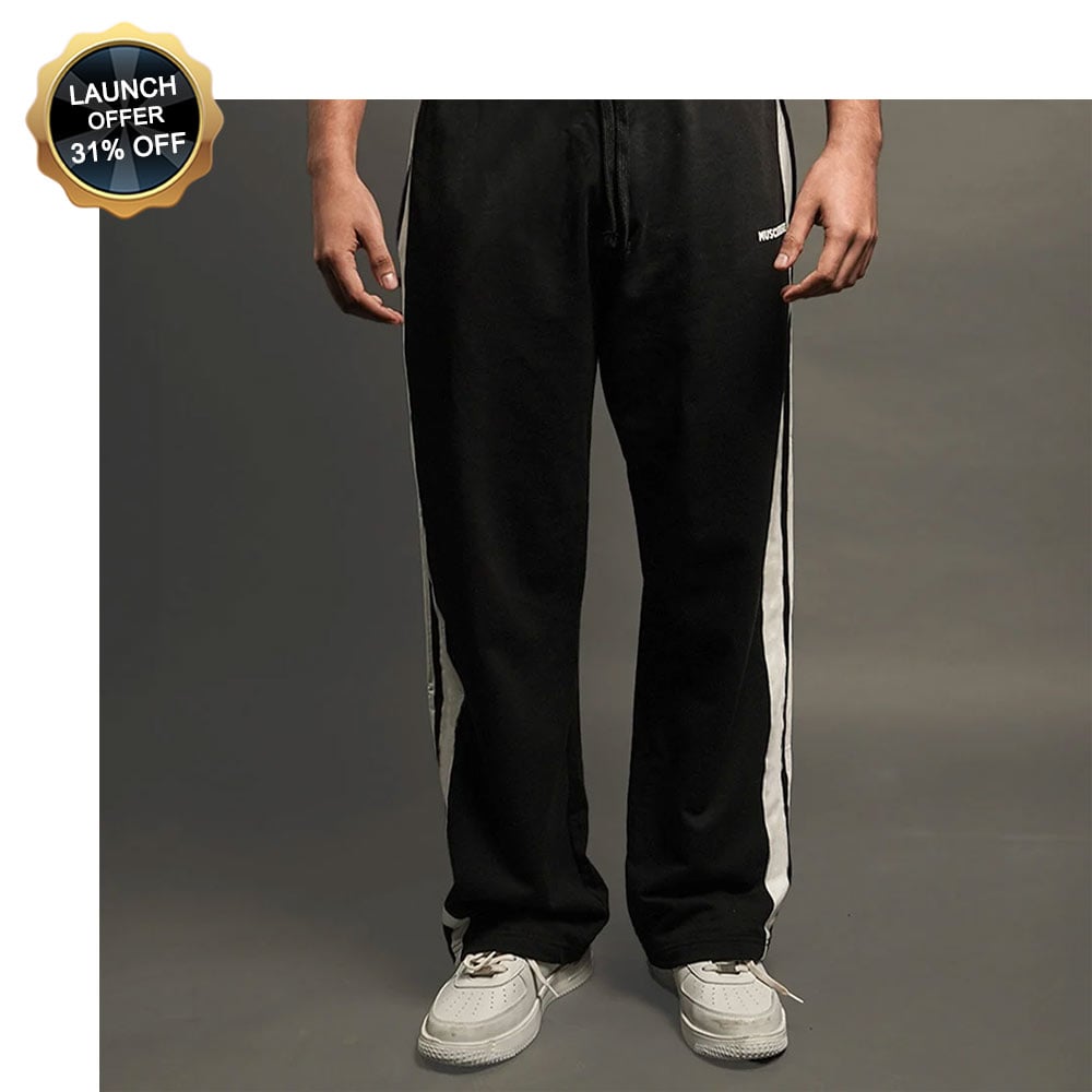 MuscleBlaze Straight Fit Panel Trackpants,  Black  Medium 