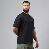https://img8.hkrtcdn.com/36498/prd_3649747-MuscleBlaze-ZLeague-TShirt-Black-XL_o.jpg
