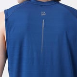 https://img8.hkrtcdn.com/43449/prd_4344877-MuscleBlaze-Delt-Tank-Teal-Blue-XLarge_o.jpg