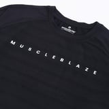 https://img8.hkrtcdn.com/43456/prd_4345597-MuscleBlaze-Active-Tee-Half-Sleeve-Small-Midnight-Black_o.jpg