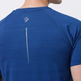 https://img8.hkrtcdn.com/43457/prd_4345667-MuscleBlaze-Active-Tee-Half-Sleeve-Large-Teal-Blue_o.jpg