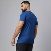 5 - MuscleBlaze Patterned Dry-Fit Active Tee Half Sleeve, Poseidon Medium