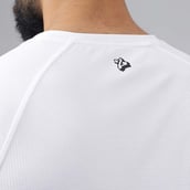 8 - MuscleBlaze Patterned Dry-Fit Active Tee Half Sleeve,  Polar White  Small