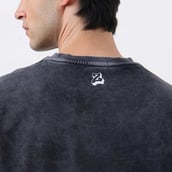 10 - MuscleBlaze F.ck Stress Bench Press Oversized Washed T-Shirt, X-Small Dark Charcoal Grey