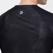 7 - MuscleBlaze Camo Dry-Fit Active Tee Half Sleeve, Small Black