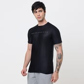 4 - MuscleBlaze Camo Dry-Fit Active Tee Half Sleeve, Large Black