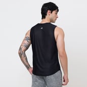 5 - MuscleBlaze Camo Dry-Fit Delt Tank,  Medium  Black 