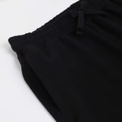 8 - MuscleBlaze Carnage Jogger,  Black  Large 